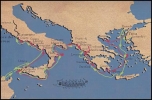 "Viaggio di Enea secondo Virgilio (linea verde) e Dionigi di Alicarnasso (linea rossa) - ricostruzione di M.T. D'Alessio" (da "Roma Imperiale" di Andrea De Capitani; si noti come gli unici scostamenti di rilievo siano costituiti dalle "deviazioni" per Creta - Enea/Minotauro, e per Cartagine - complotto contro Didone, ndc)